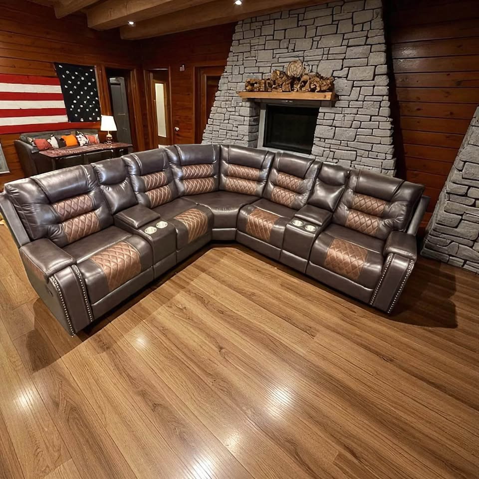 Jordon3 Reclining Sectional with 2 Recliners