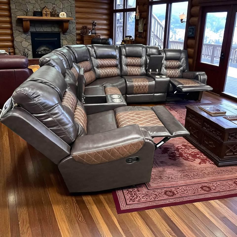 Jordon3 Reclining Sectional with 2 Recliners - Image 3