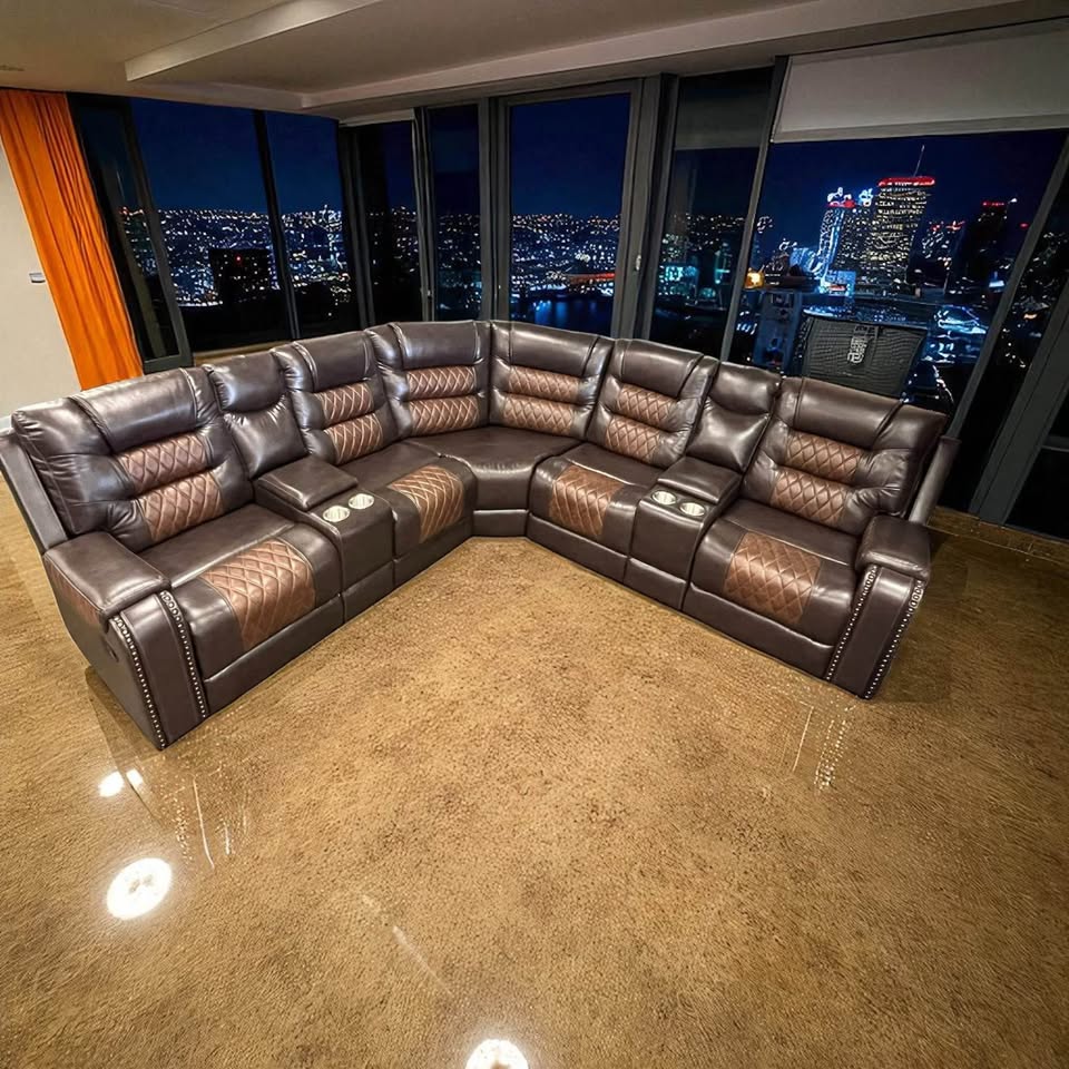 Jordon3 Reclining Sectional with 2 Recliners - Image 4