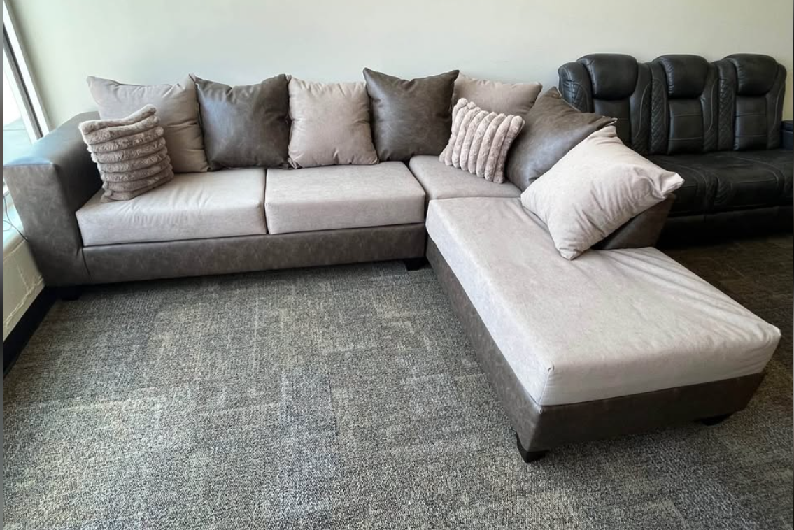 Sectional 110 Latte - Image 3